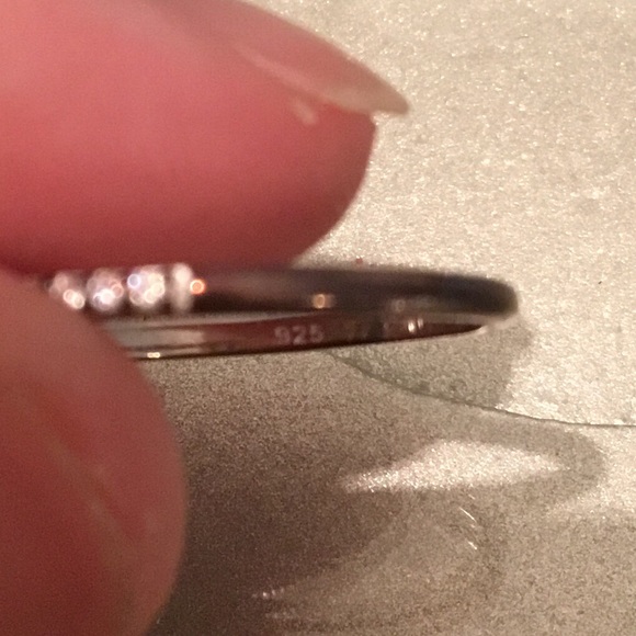 Sterling Silver Onyx Teardrop Ring - Picture 3 of 3